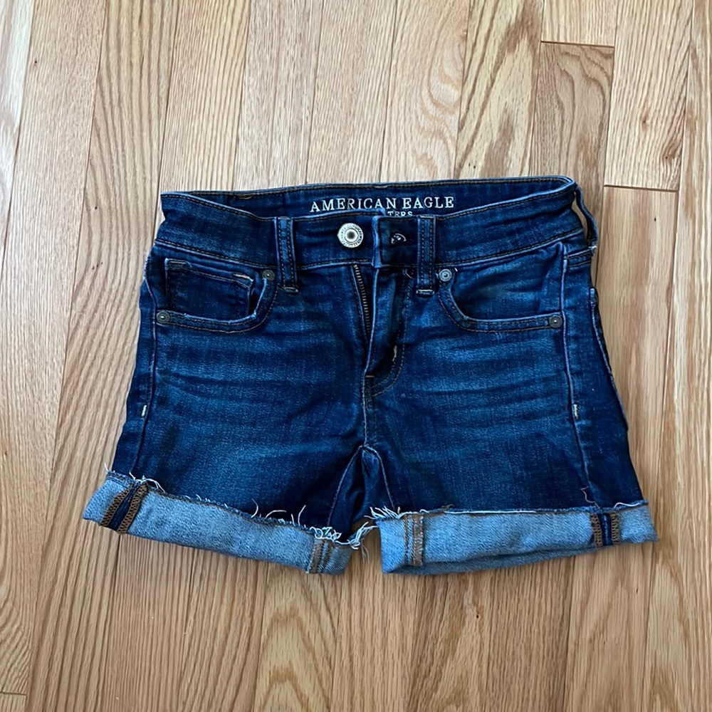 AMERICAN EAGLE JEAN SHORTS